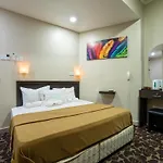 Age Hotel