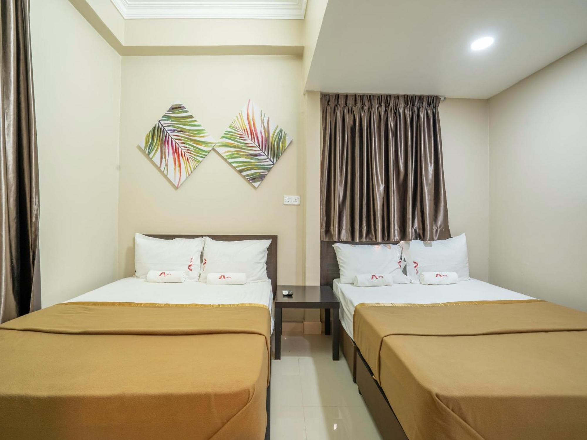 Age Hotel *